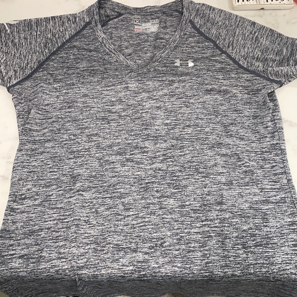 Under armour dry fit work out shirt